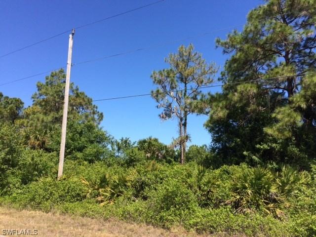 1142 Cherry St., Lehigh Acres, FL 33974