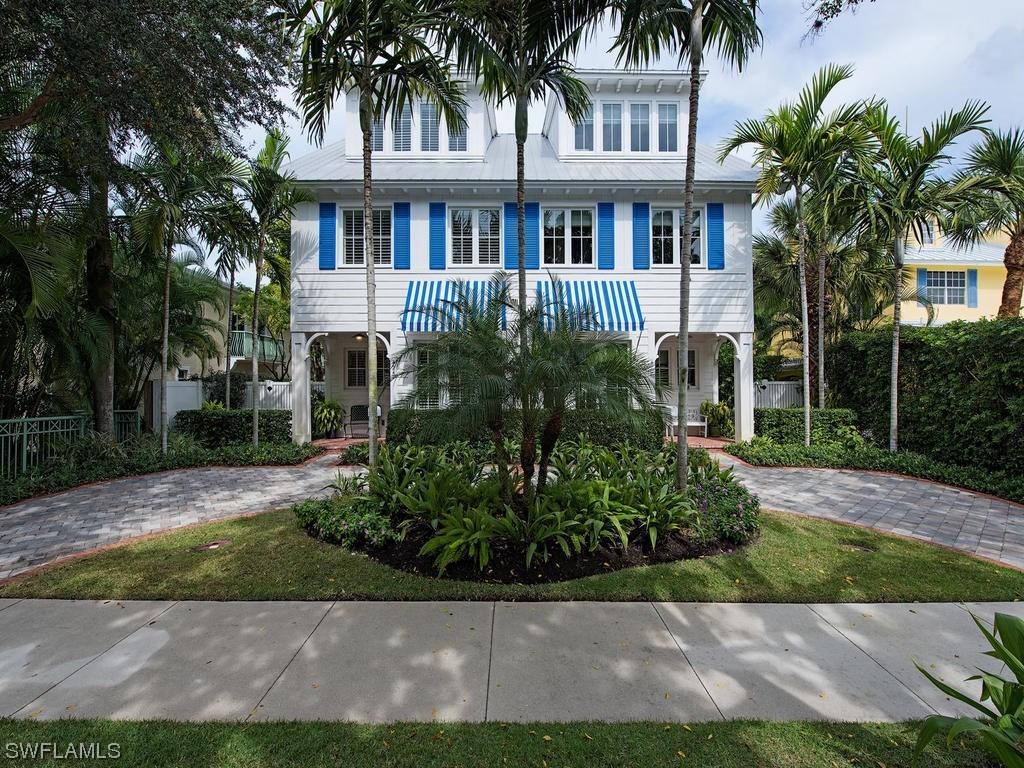 475 3rd Ave. #1, Naples, FL 34102