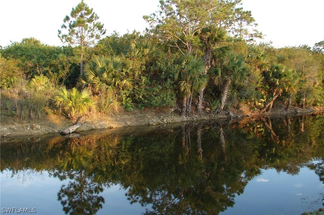 349 Naples Ave., Lehigh Acres, FL 33974