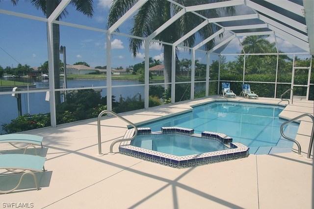 2518 38th Ter., Cape Coral, FL 33914