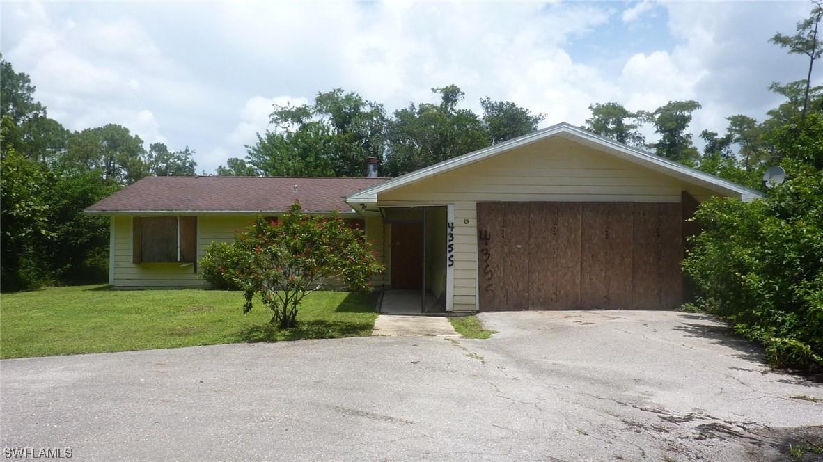 4355 Pine Ridge Rd., Naples, FL 34119
