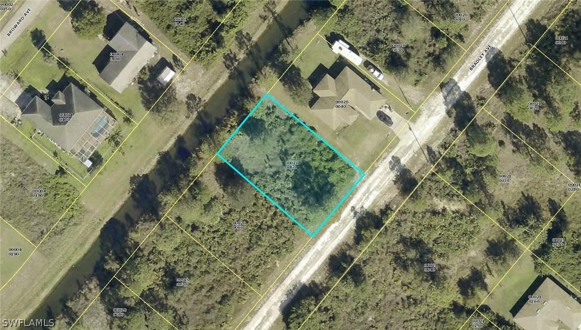 340 Bradley Ave., Lehigh Acres, FL 33974