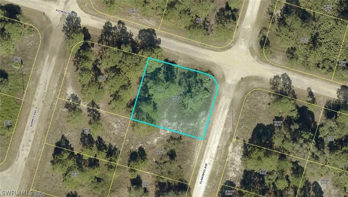 558 Flamingo Ave., Lehigh Acres, FL 33974