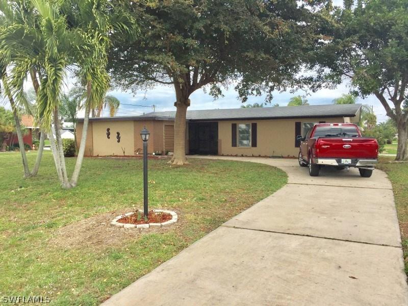 2807 SE 18th Ct., Cape Coral, FL 33904