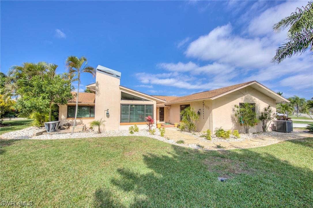 2125 Cornwallis Pkwy., Cape Coral, FL 33904