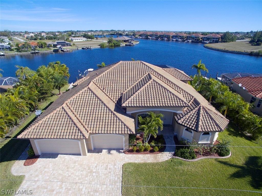 3319 SW 2nd Ln., Cape Coral, FL 33991