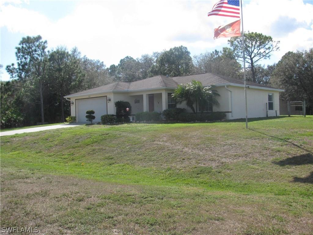 1923 Leroy Ave., Lehigh Acres, FL 33972
