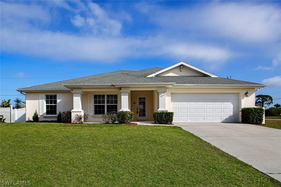 1021 NW 14th Ter., Cape Coral, FL 33993