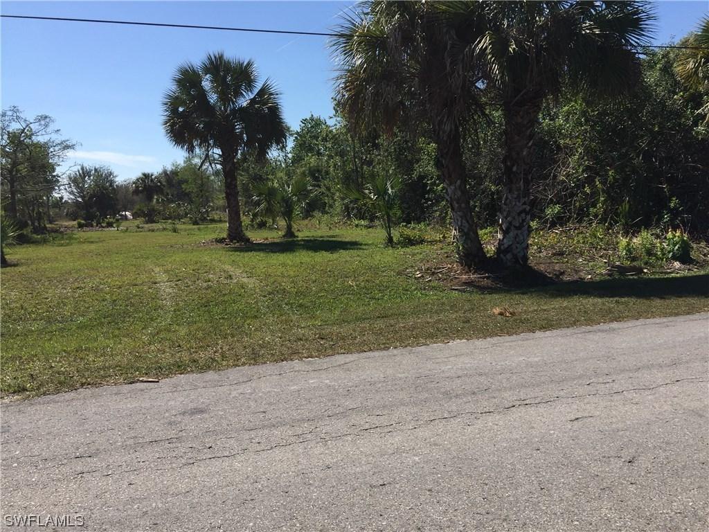 320 Shady Hollow Blvd., Naples, FL 34120