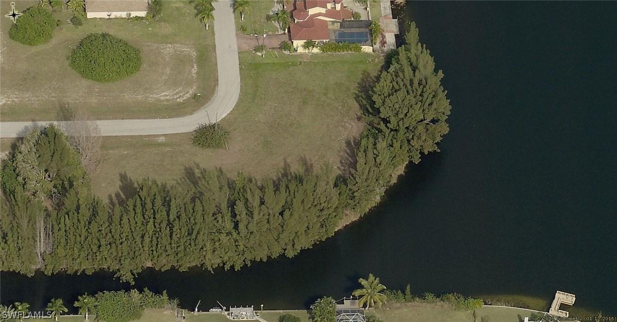 217 NW 14th Ave., Cape Coral, FL 33993
