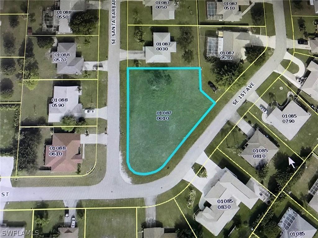 255 SE Santa Barbara Pl., Cape Coral, FL 33990