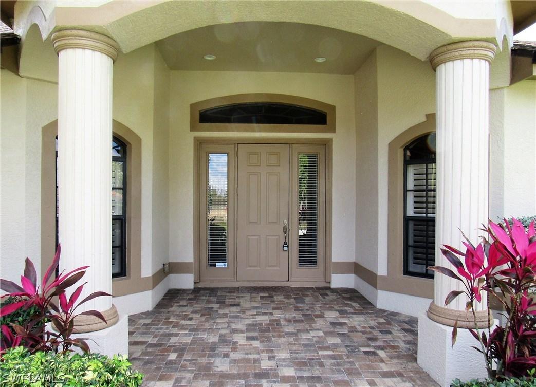 1910 SW 48th Ter., Cape Coral, FL 33914