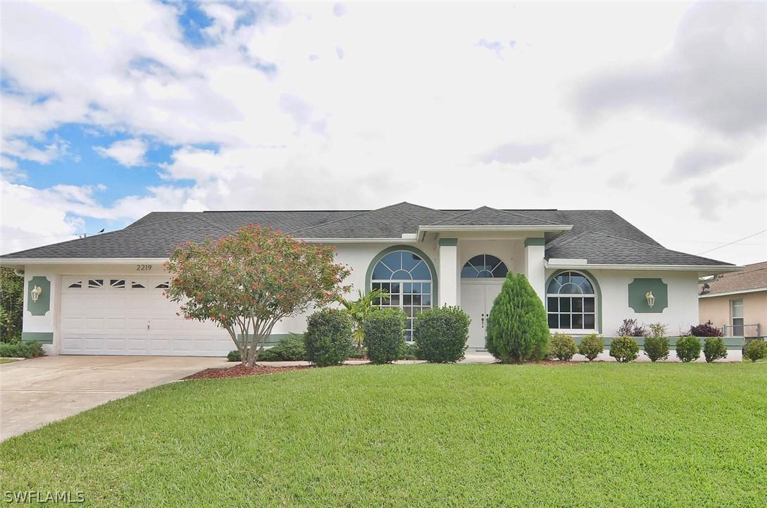 2219 SW 14th Pl., Cape Coral, FL 33991