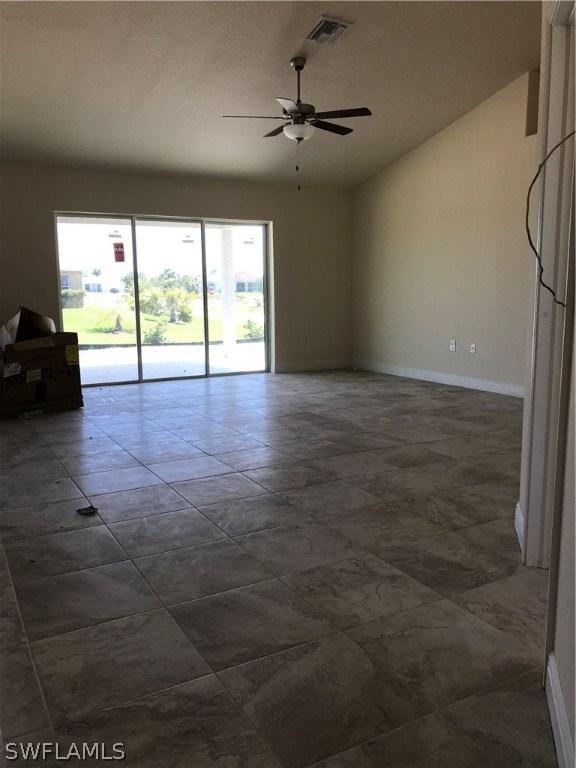 4019 25 St., Lehigh Acres, FL 33976