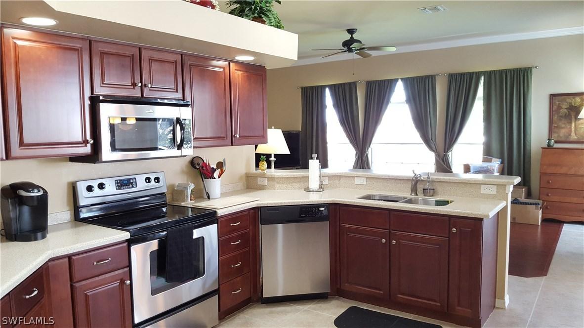 4136 NE 15th Pl., Cape Coral, FL 33909