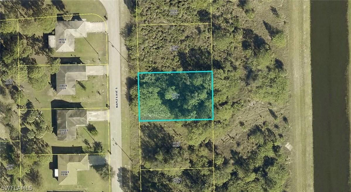 907 Naples Ave., Lehigh Acres, FL 33974