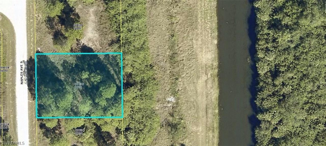 337 Naples Ave., Lehigh Acres, FL 33974