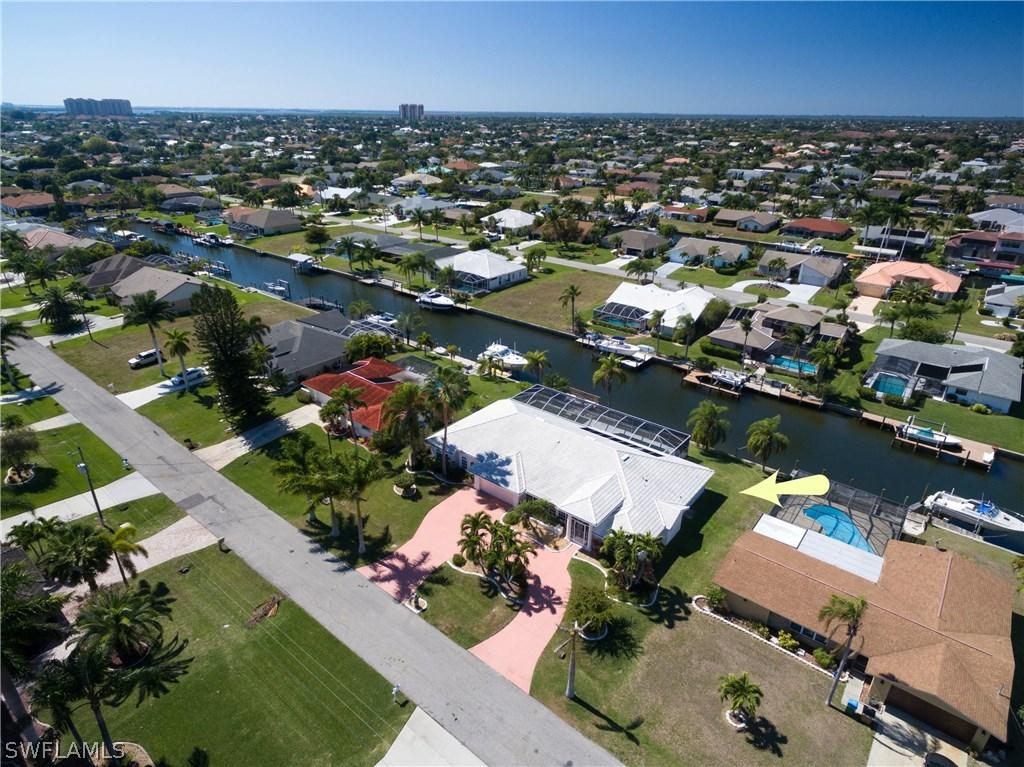 4938 SW 9th Pl., Cape Coral, FL 33914