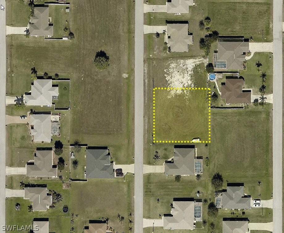 235 NW 25th Ave., Cape Coral, FL 33993