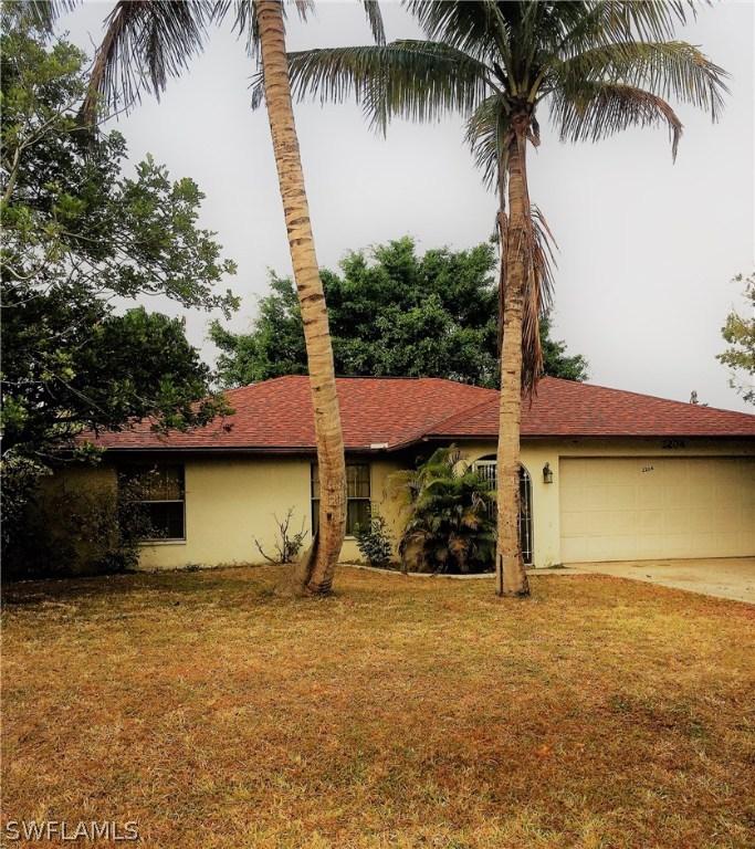 2204 SW Santa Barbara Pl., Cape Coral, FL 33991