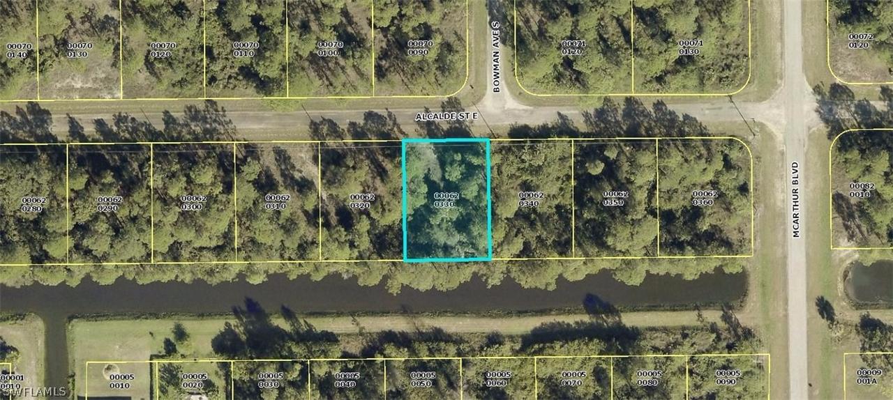 948 Alcalde St., Lehigh Acres, FL 33974