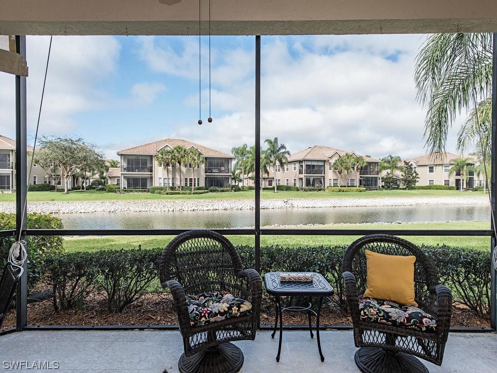 4455 Dover Ct. #902, Naples, FL 34105