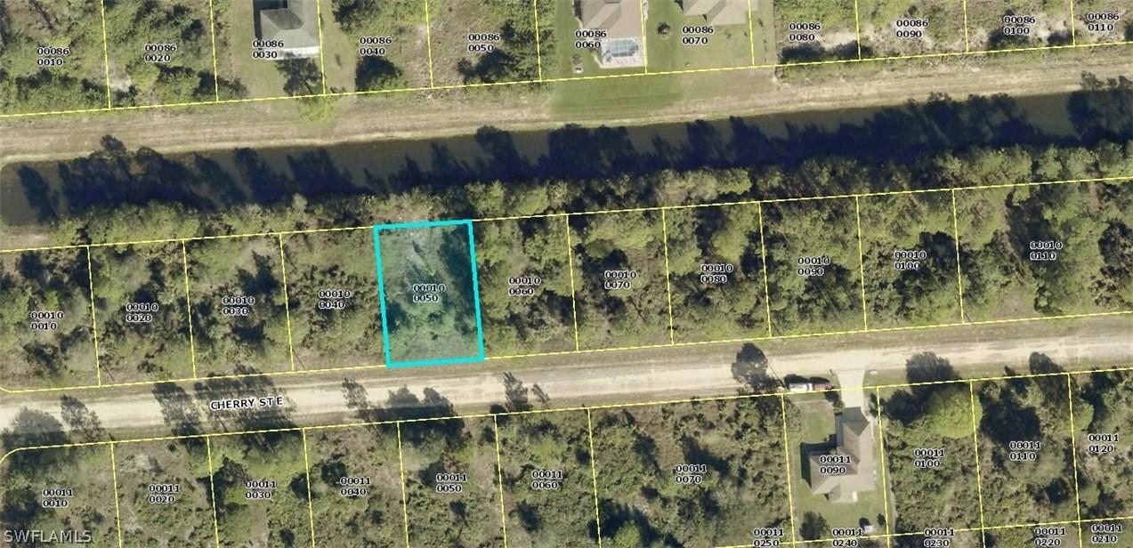 1211 Cherry St., Lehigh Acres, FL 33974