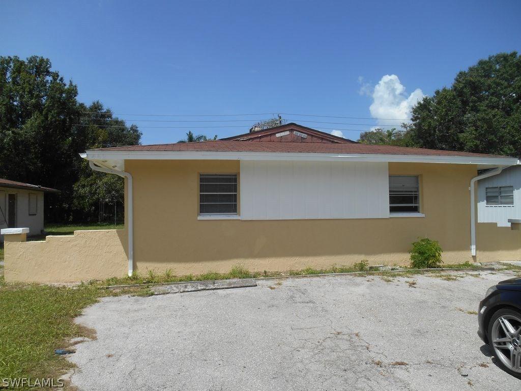 462 Carolina Ave., Fort Myers, FL 33905