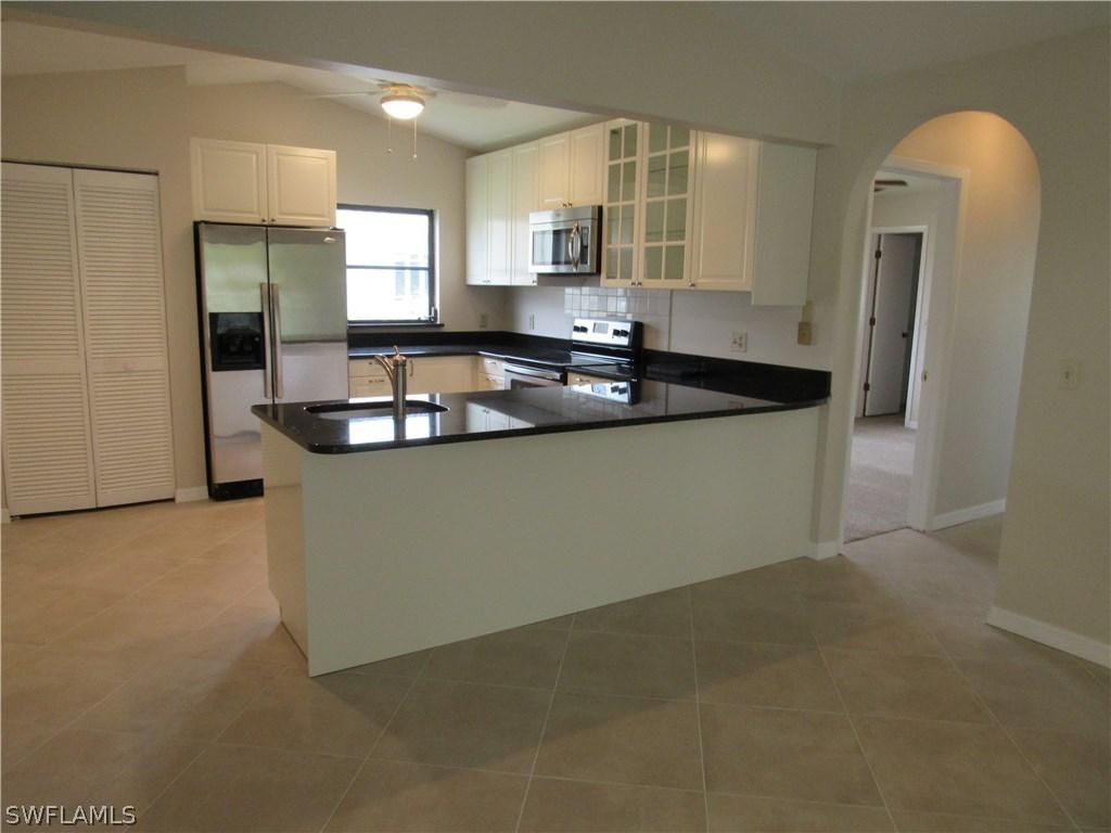 919 SE 20th St., Cape Coral, FL 33990