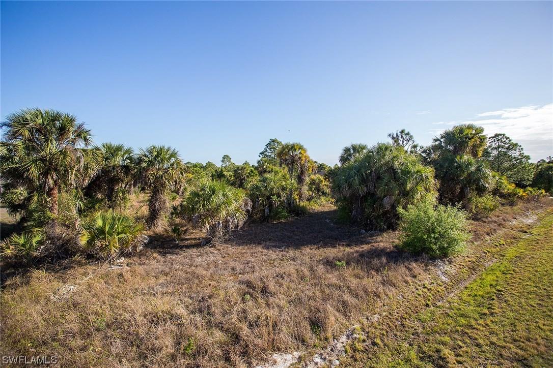 20th Ave., Naples, FL 34120