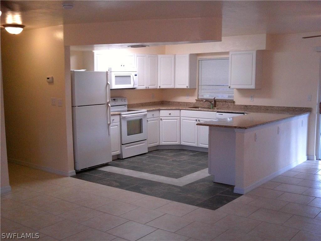 906 E 3rd St., Lehigh Acres, FL 33936