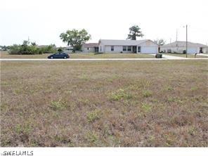 2420 NE 6th Ave., Cape Coral, FL 33909