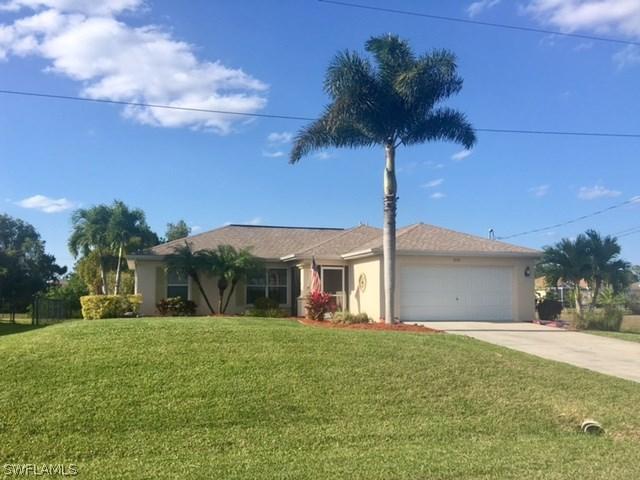 215 NW 33rd Ter., Cape Coral, FL 33993