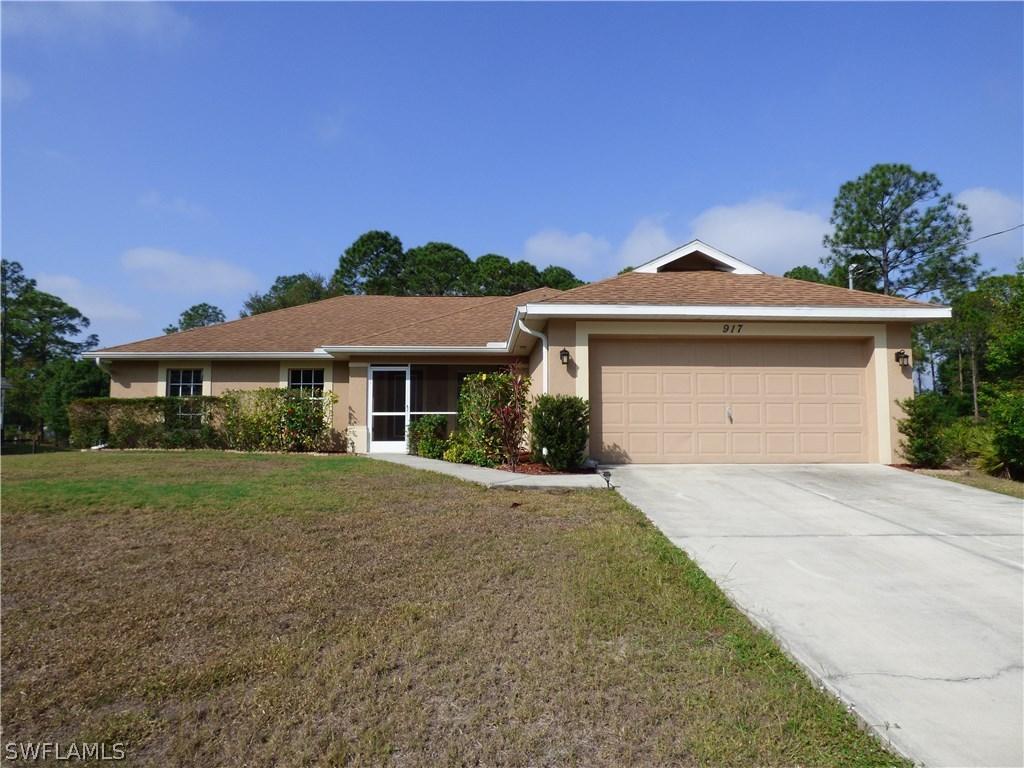 917 Leroy Ave., Lehigh Acres, FL 33972