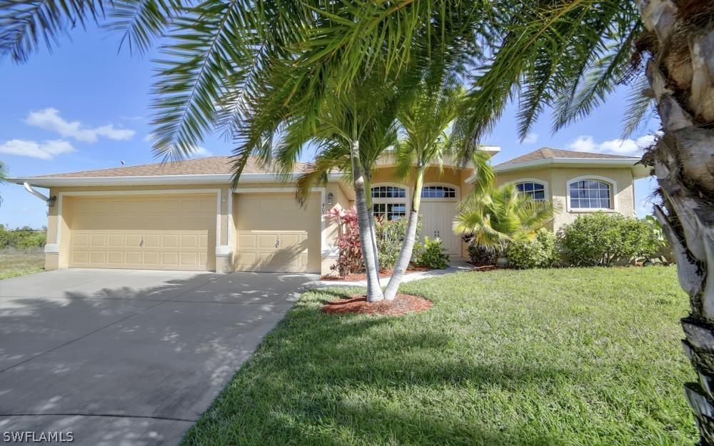 405 NW 8th Ter., Cape Coral, FL 33993