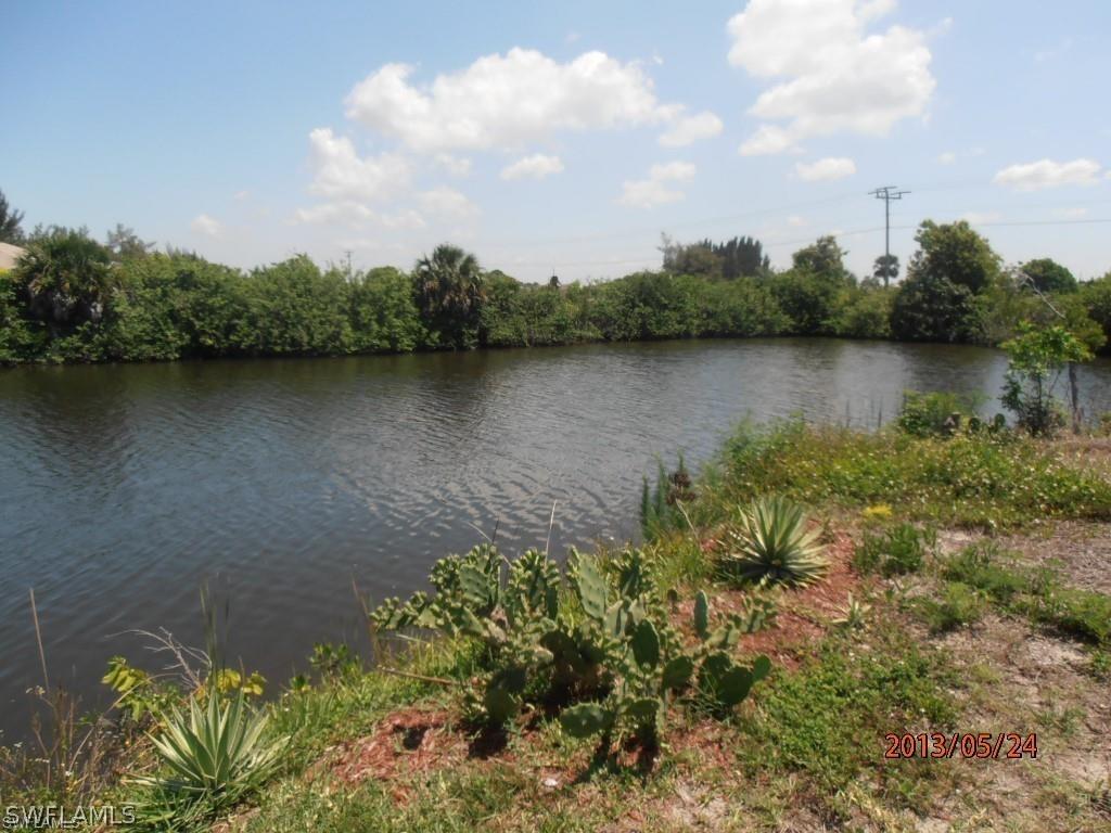 3205 SW 4th Ter., Cape Coral, FL 33991