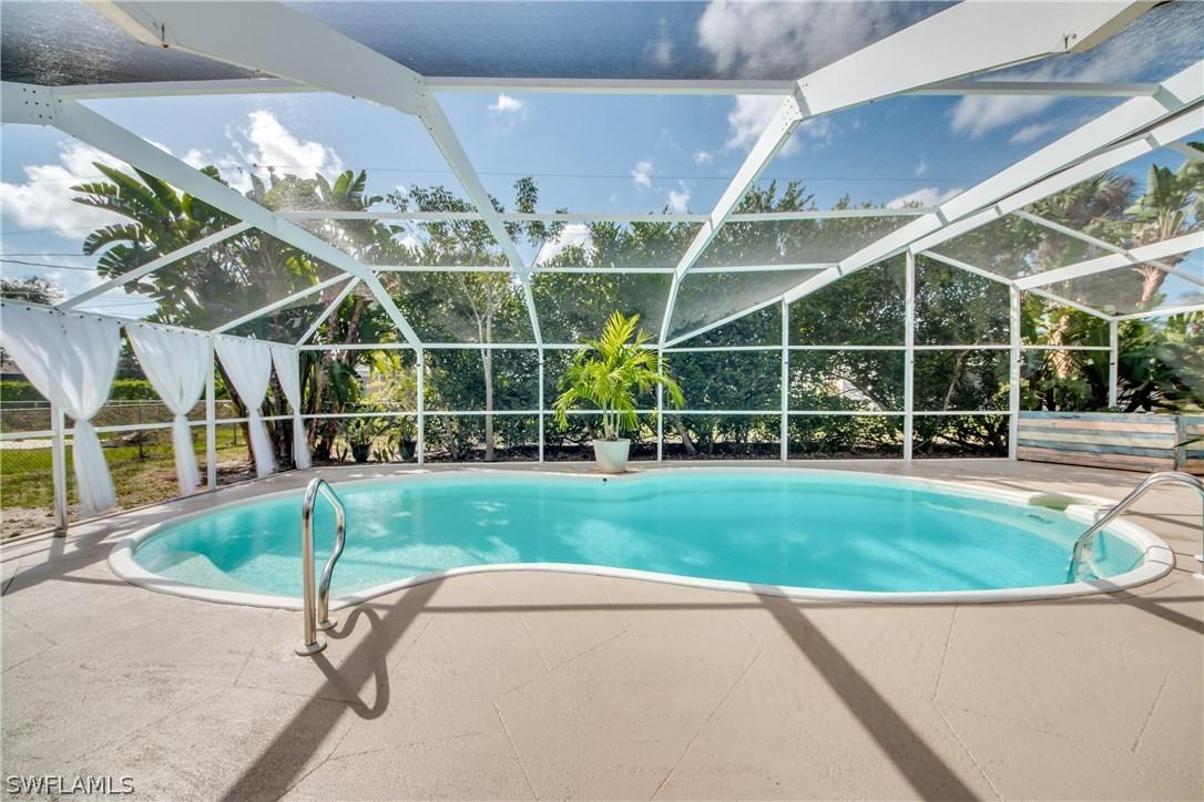 1720 NE 1st St., Cape Coral, FL 33909