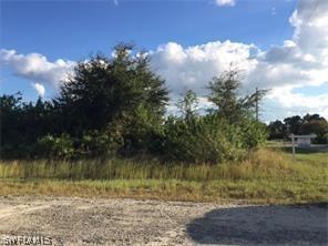 2505 4th St., Lehigh Acres, FL 33976