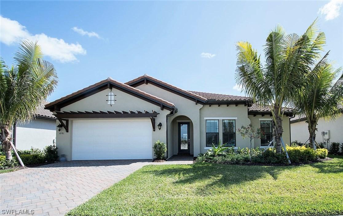 4581 Tamarind Way, Naples, FL 34119