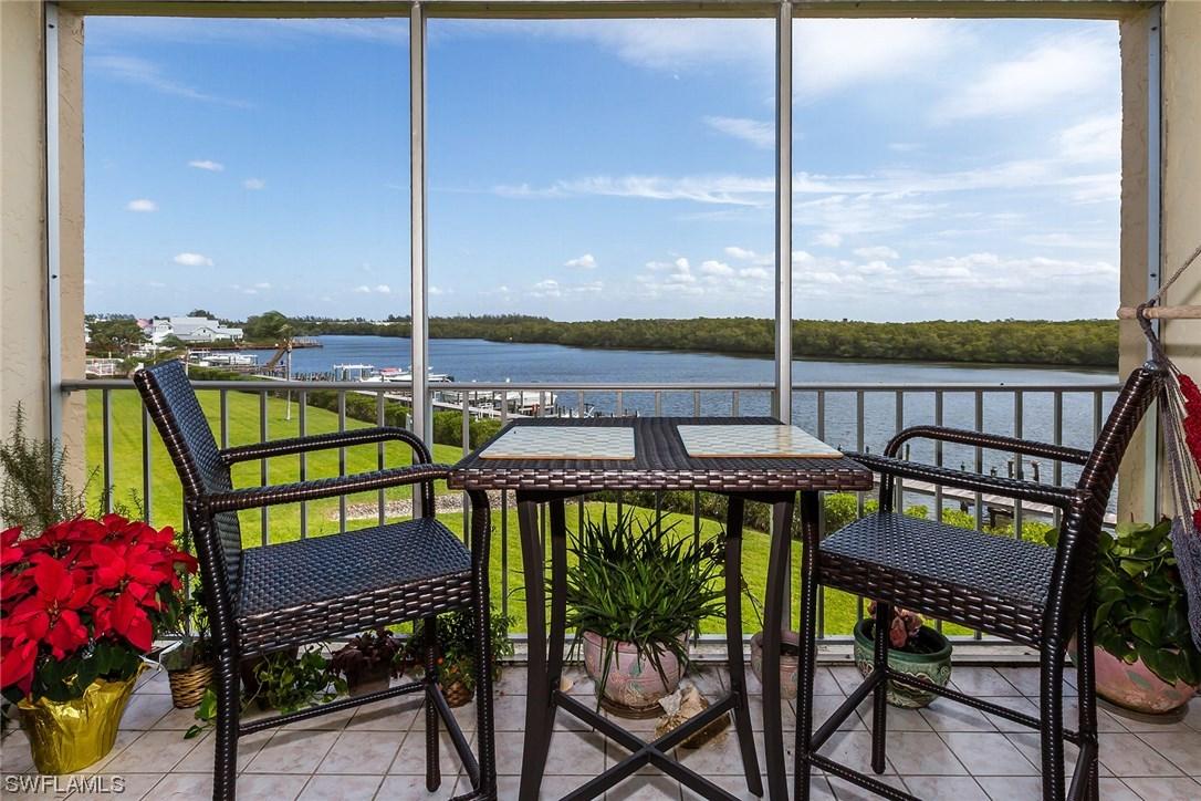 309 Goodlette Rd. #A-403, Naples, FL 34102