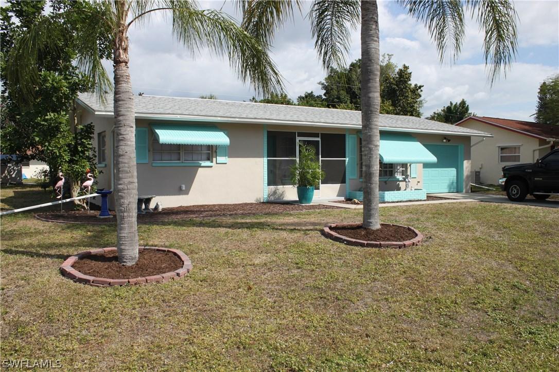4527 SE 11th Pl., Cape Coral, FL 33904