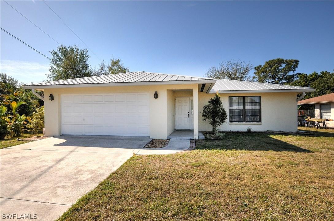 1008 El Rio Ave., Fort Myers, FL 33919