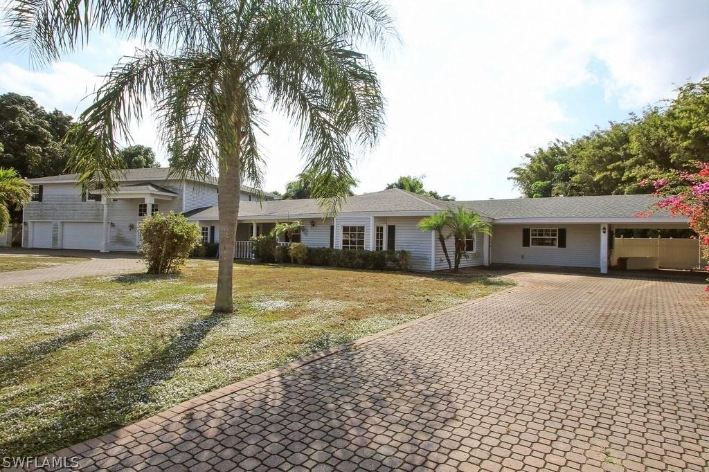650 Travers Ave., Fort Myers, FL 33919