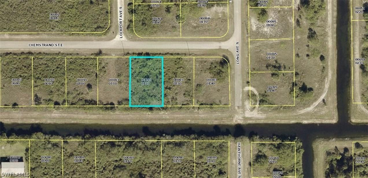 886 Chemstrand St., Lehigh Acres, FL 33974