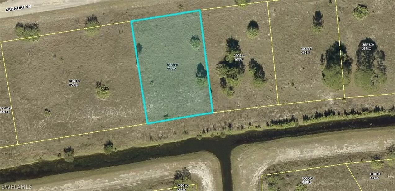 934 Ardmore St., Lehigh Acres, FL 33974