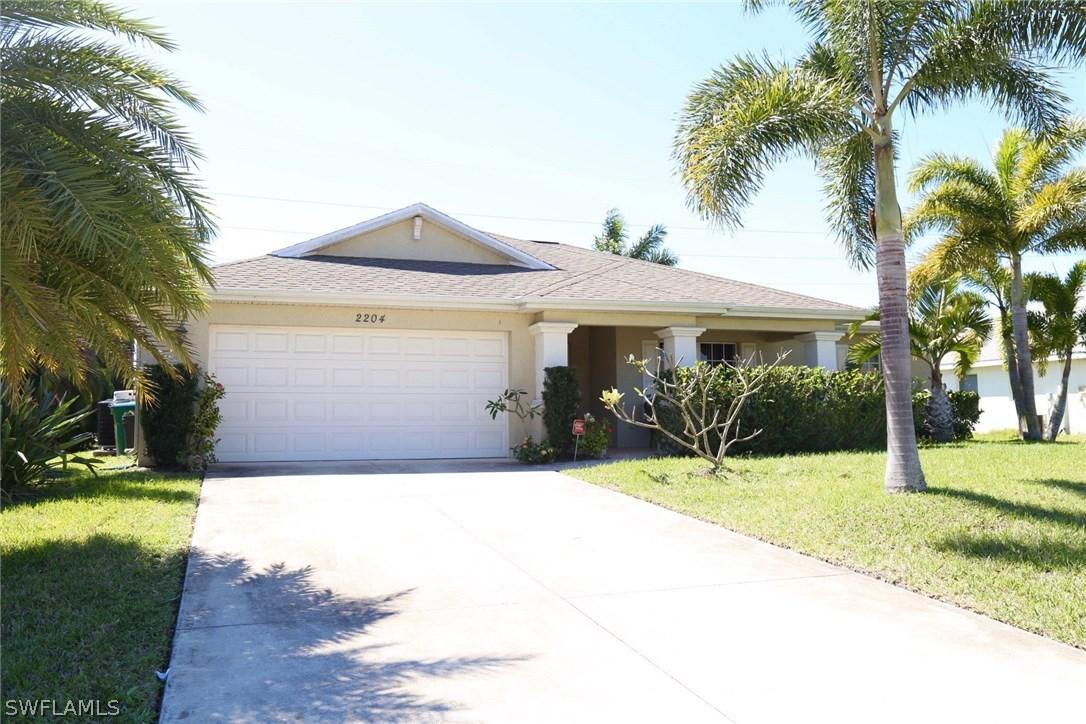 2204 NW 8th Ter., Cape Coral, FL 33993