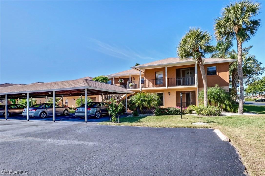 195 Cypress Way #6, Naples, FL 34110