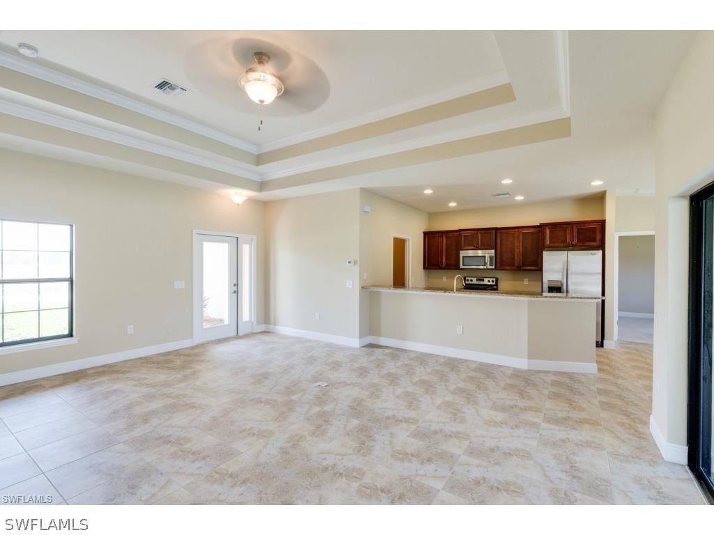 1019 NW 20th Pl., Cape Coral, FL 33993