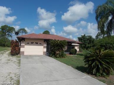 511 Richmond Ave., Lehigh Acres, FL 33972