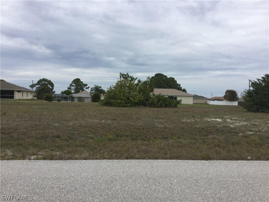 1717 NW 2nd Ter., Cape Coral, FL 33993